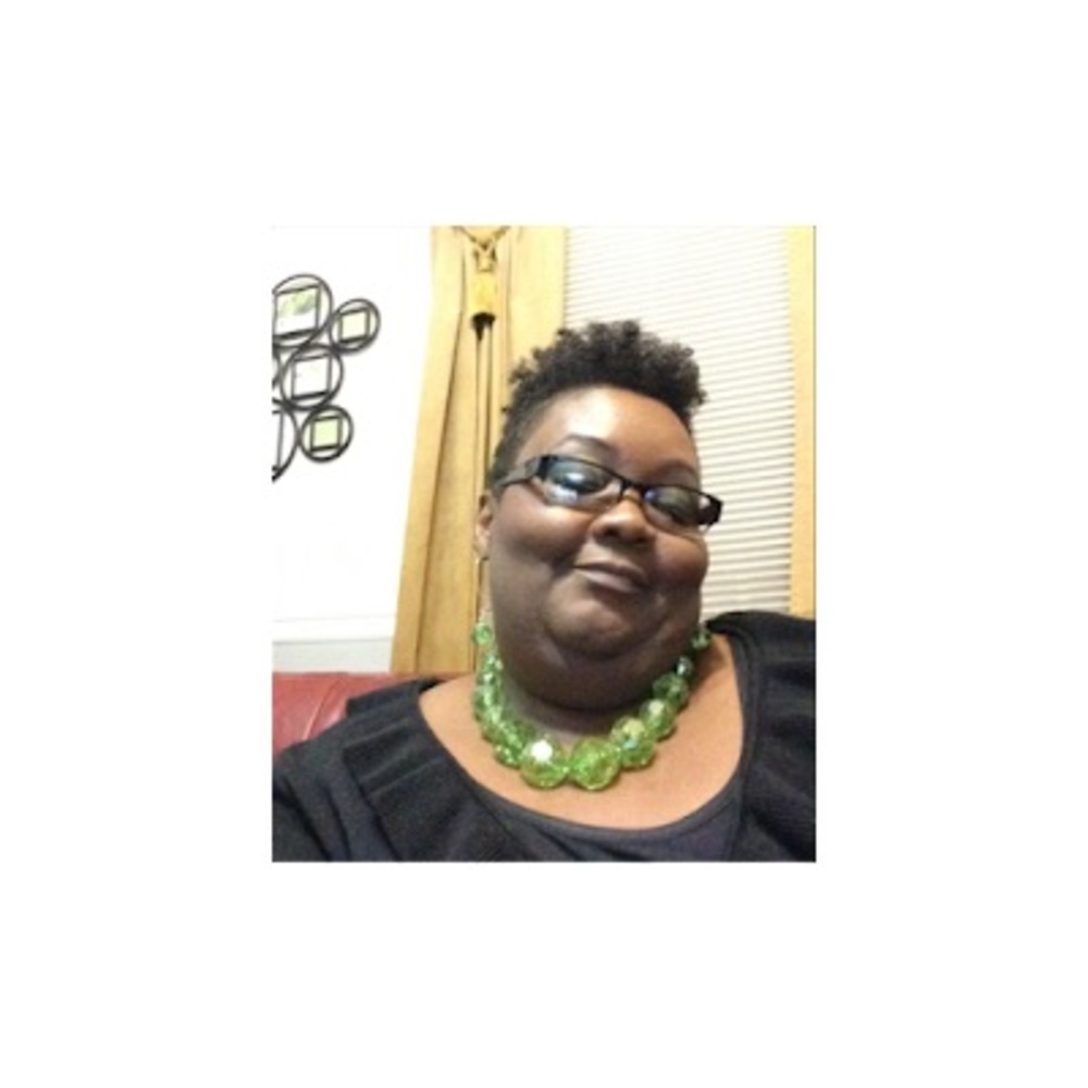 Meet your Posher, Yolanda